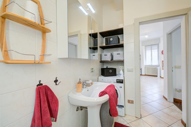 Casa Rachele 2BR in Stresa Centre with Balcony