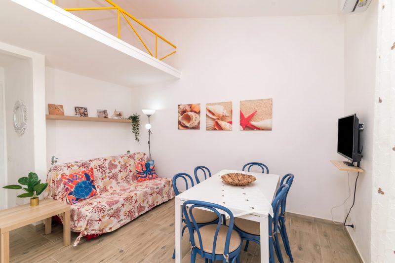 Dimora Oleandro 50m From Beach