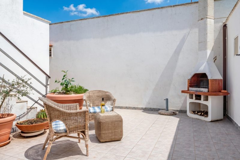 Kallisti Beach House with Private Garden
