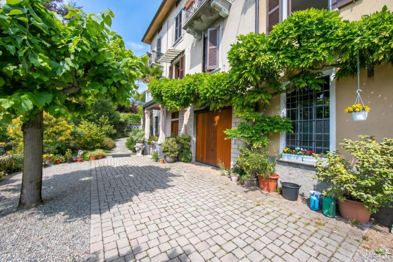 Anita Lake, 2BR Retreat w/ Shared Pool and Gym