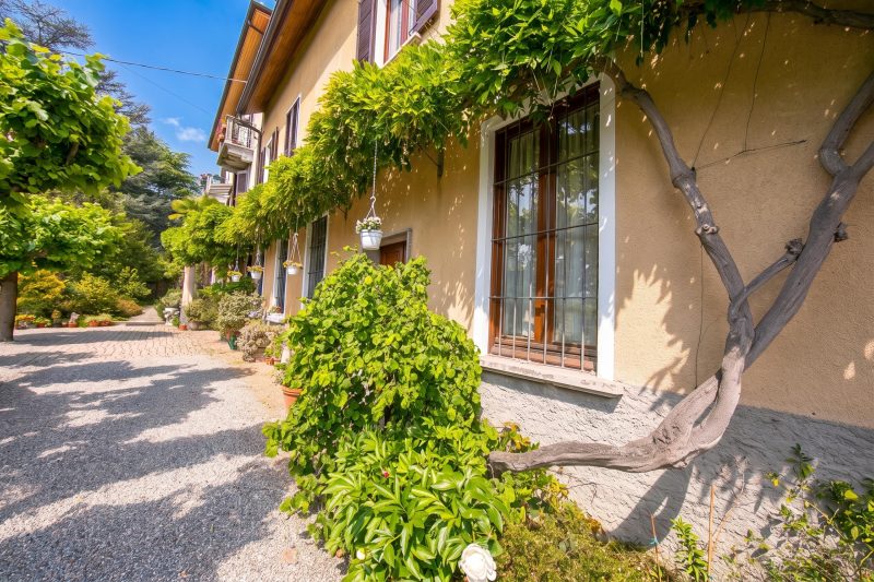 Anita Lake, 2BR Retreat w/ Shared Pool and Gym