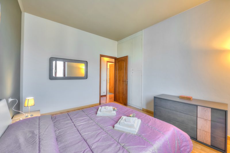 Anita Lake, 2BR Retreat w/ Shared Pool and Gym