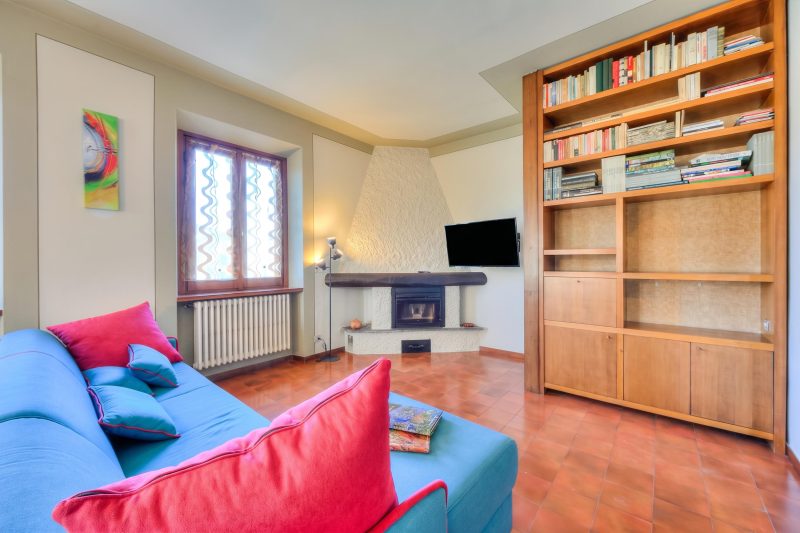 Anita Lake, 2BR Retreat w/ Shared Pool and Gym