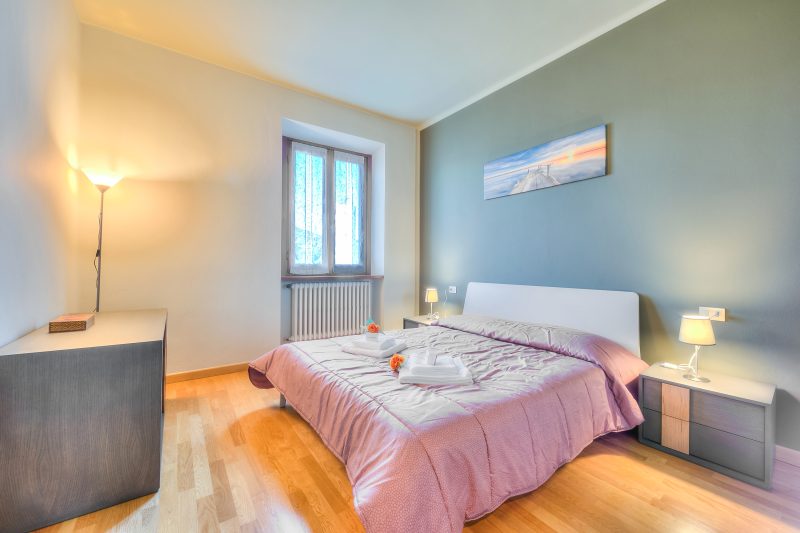 Anita Lake, 2BR Retreat w/ Shared Pool and Gym