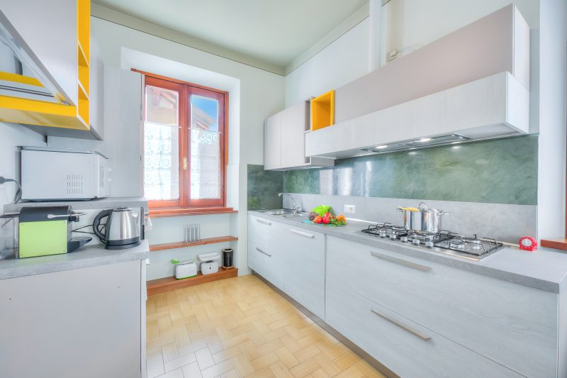 Anita Lake, 2BR Retreat w/ Shared Pool and Gym