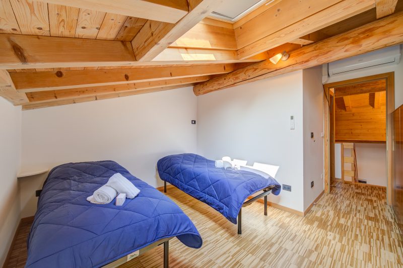 Casa Mondragon In Lazise w/ Private gazebo with table+chairs & Parking