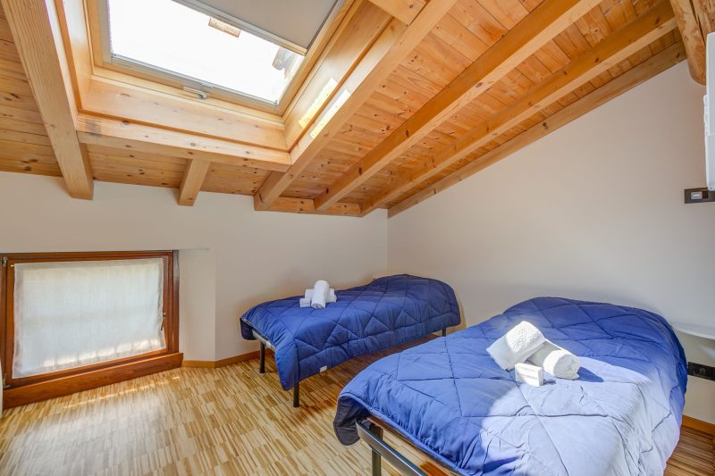 Casa Mondragon In Lazise w/ Private gazebo with table+chairs & Parking