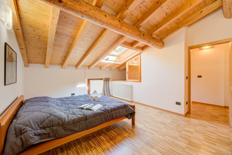 Casa Mondragon In Lazise w/ Private gazebo with table+chairs & Parking