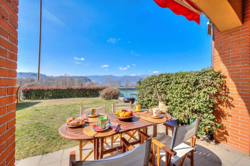 Miralago Lake View & Private Garden