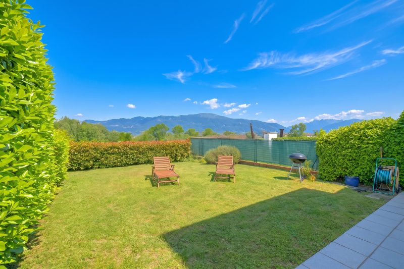 Miralago Lake View & Private Garden