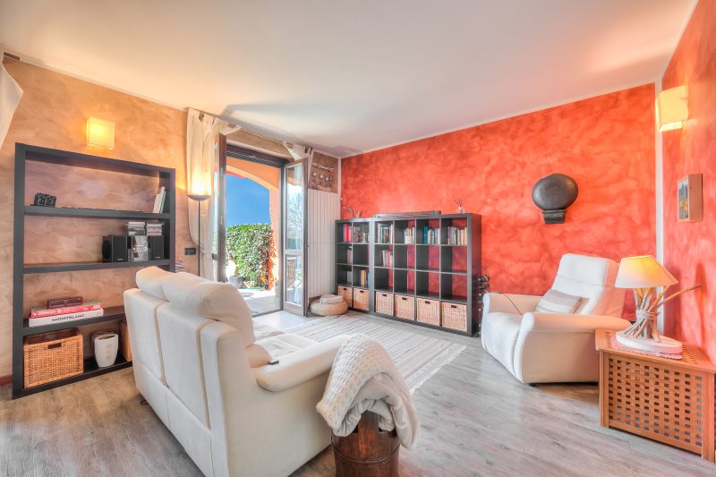 Miralago Lake View & Private Garden