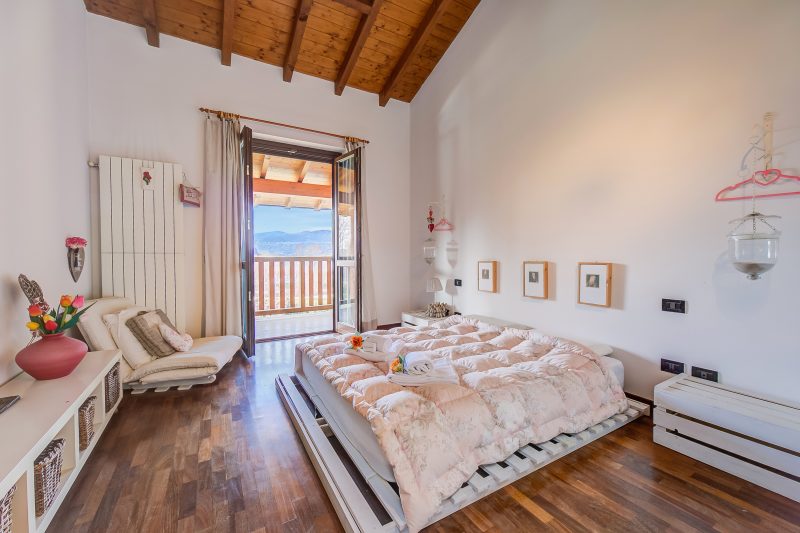 Miralago Lake View & Private Garden