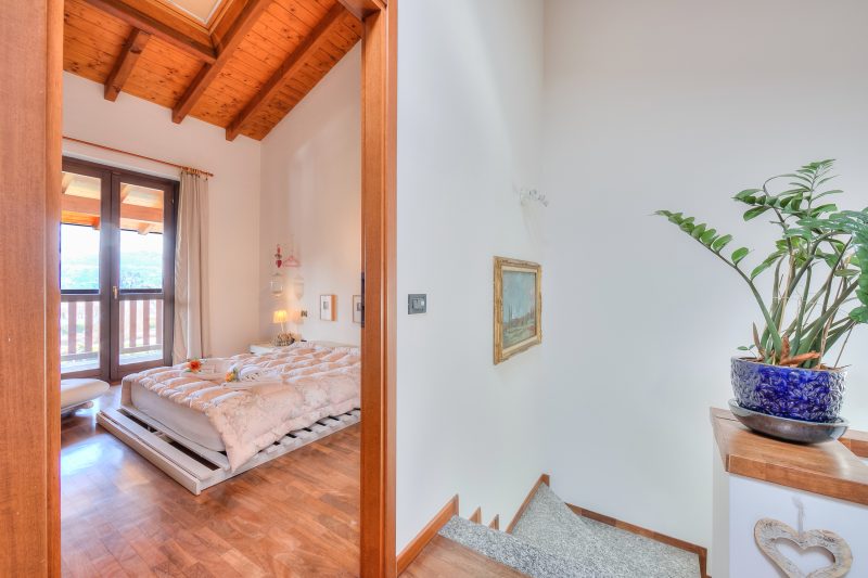 Miralago Lake View & Private Garden