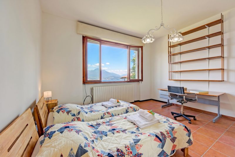 La Finestra Sul Lago: Lake Maggiore View & Garden