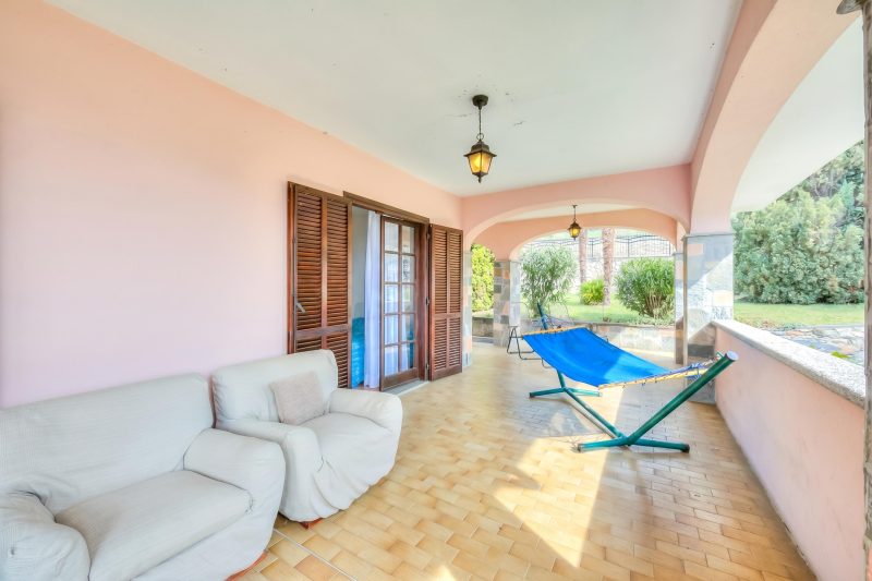 Casa Serena: Lake Orta View Porch and Garden