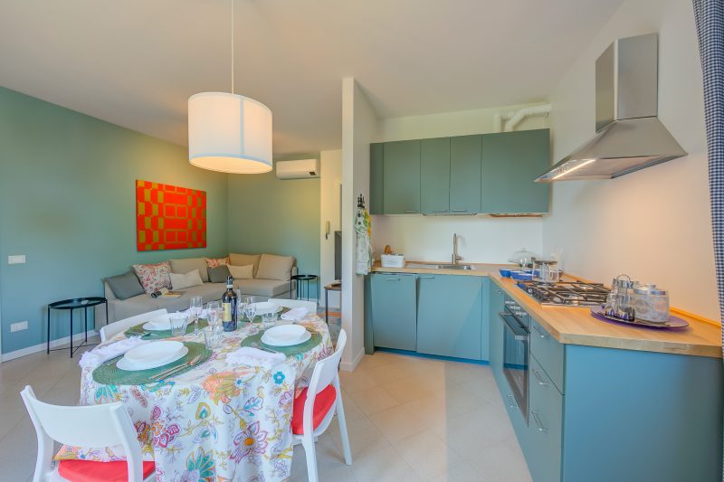Casa Lia 2BR for 4 in Desenzano | Parking & AC