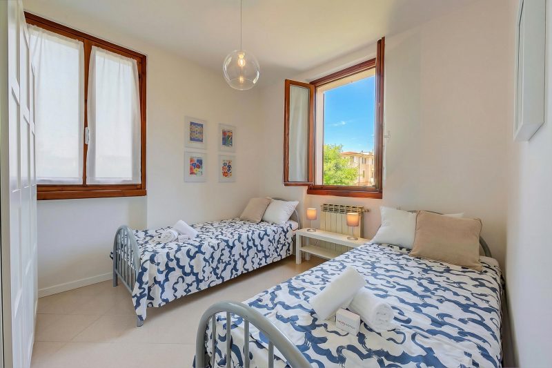 Casa Lia 2BR for 4 in Desenzano | Parking & AC