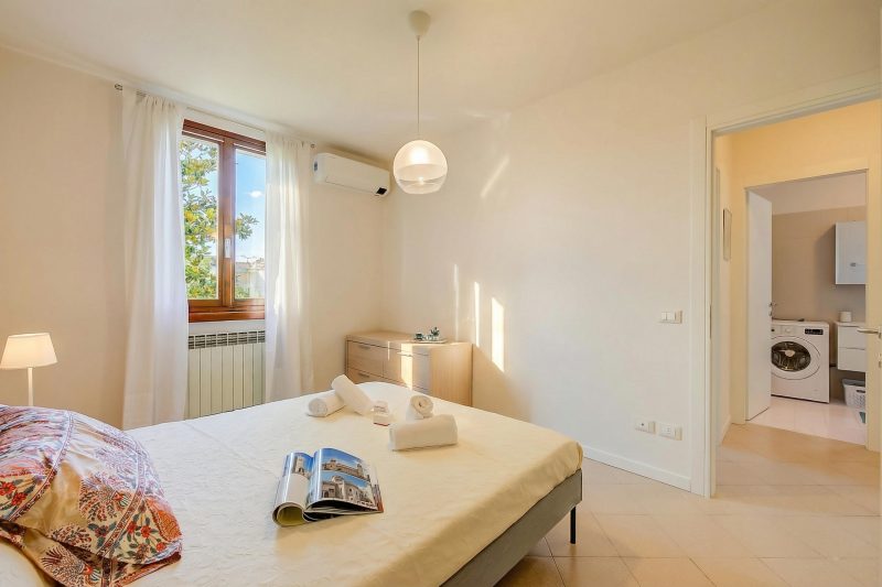 Casa Lia 2BR for 4 in Desenzano | Parking & AC