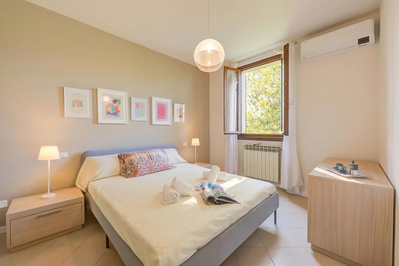 Casa Lia 2BR for 4 in Desenzano | Parking & AC
