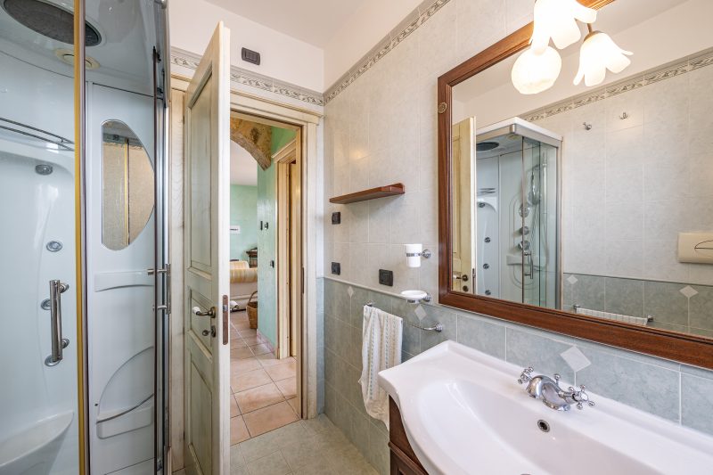 Beautiful Apt With Seaview Terrace