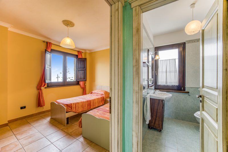 Beautiful Apt With Seaview Terrace