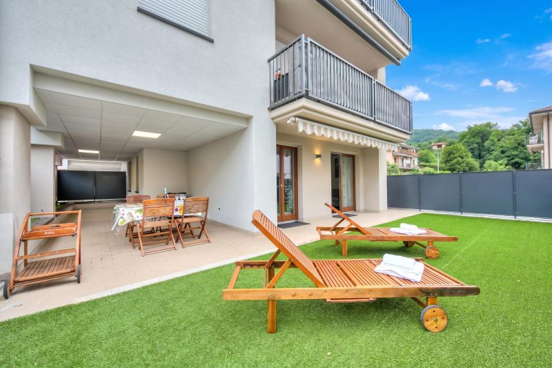 Casa Karin with Large Terrace and Garden
