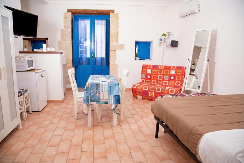 Xenia Home 200m From Sea