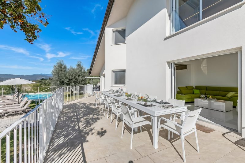 Villa Chimera White 16 with Pool & Gym