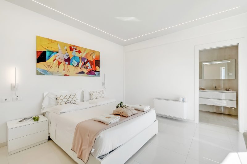 Villa Chimera White 16 with Pool & Gym