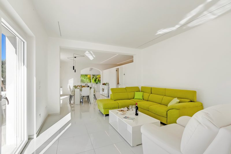 Villa Chimera White 16 with Pool & Gym