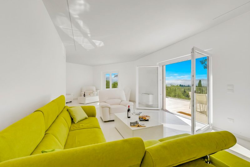 Villa Chimera White 16 with Pool & Gym