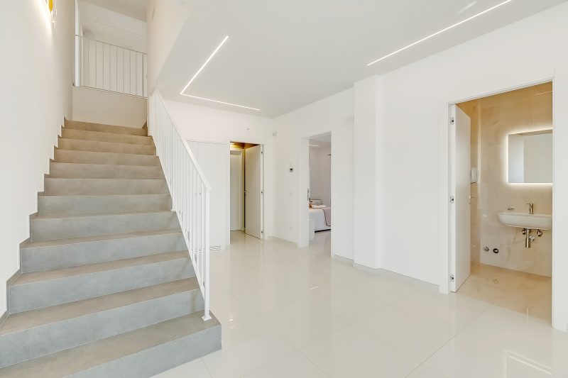 Villa Chimera White 16 with Pool & Gym