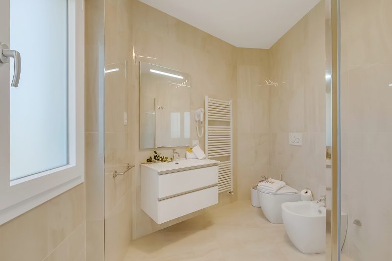 Villa Chimera White 16 with Pool & Gym