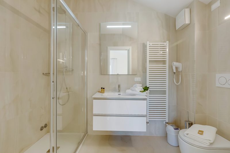 Villa Chimera White 16 with Pool & Gym
