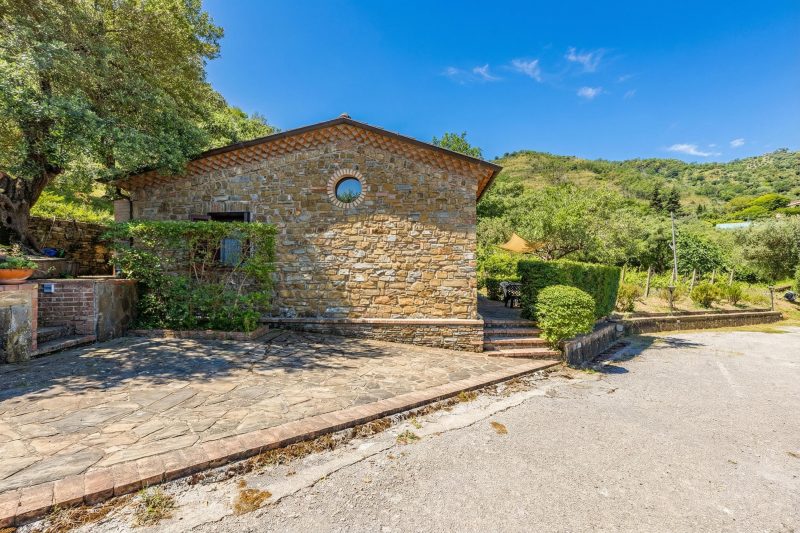 Local Stone Cottage With Shared Pool