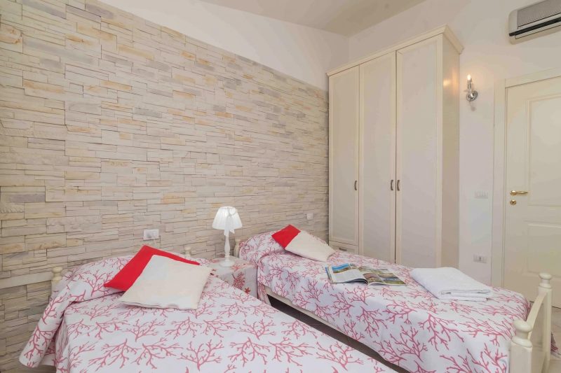 Il Borgo 20/9 700m From The Beach