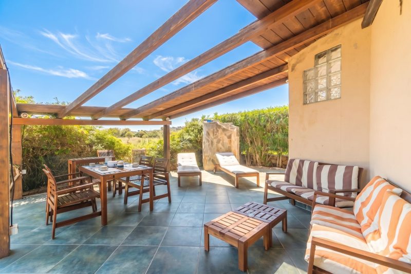 Trilo Debora 2Km From The Beach