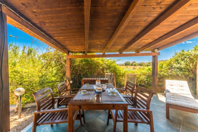 Trilo Debora 2Km From The Beach