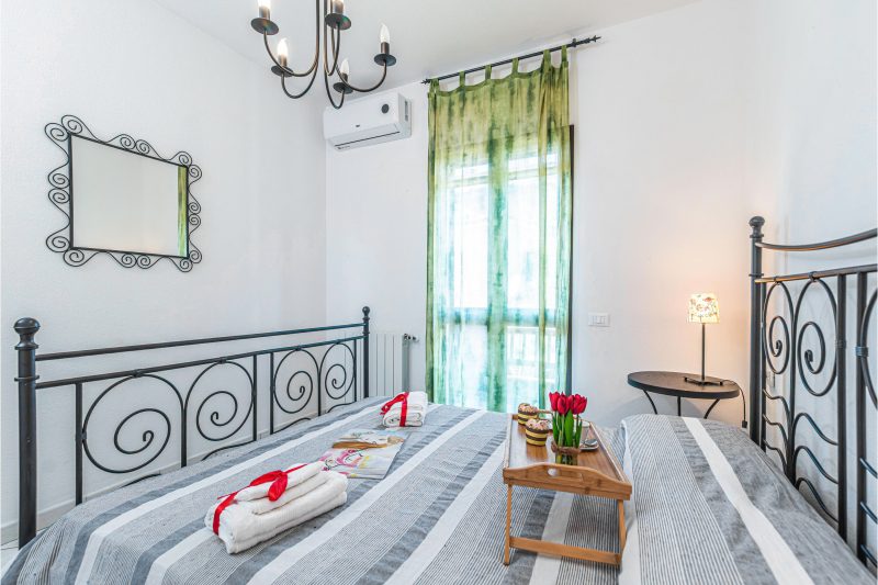 Trilo Debora 2Km From The Beach
