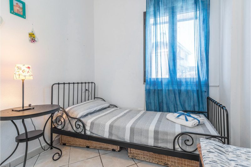Trilo Debora 2Km From The Beach