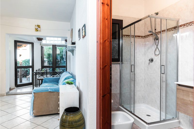 Trilo Debora 2Km From The Beach