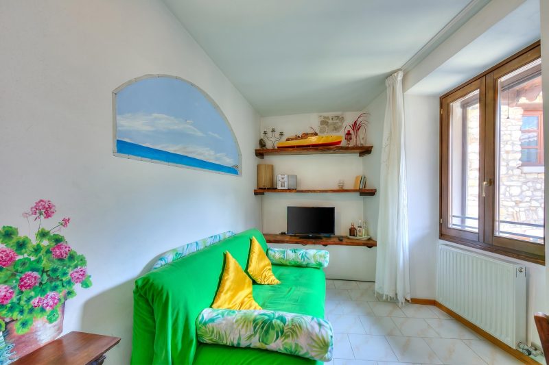 Il Nido dell'Artista Apartment with Pool