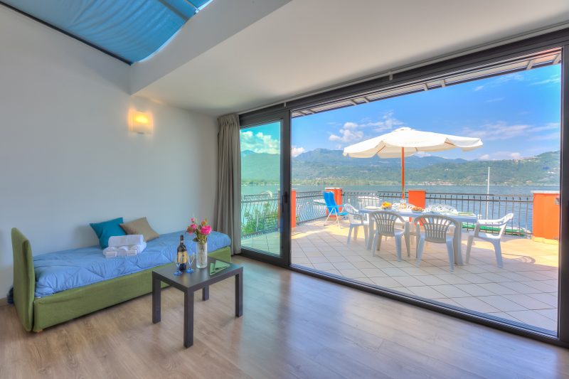 Red House: Beachfront Terrace & Private Beach