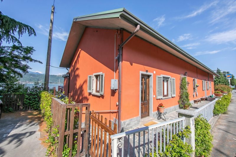 Red House: Beachfront Terrace & Private Beach