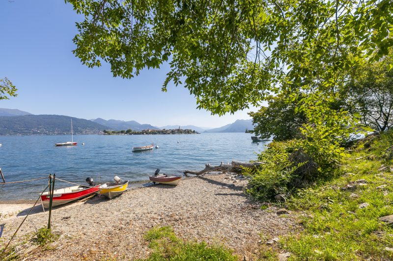 Pandora Lake Maggiore View and Private Beach