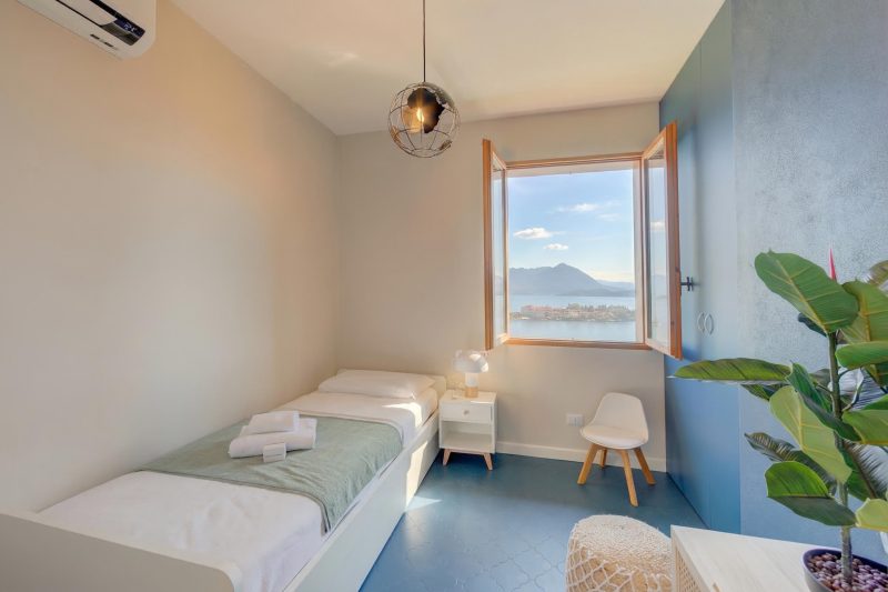 Pandora Lake Maggiore View and Private Beach