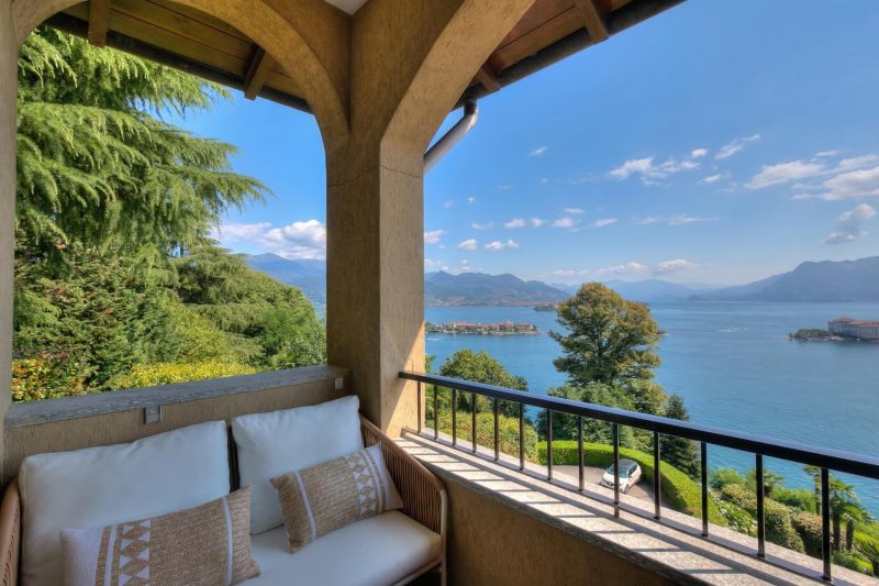 Pandora Lake Maggiore View and Private Beach
