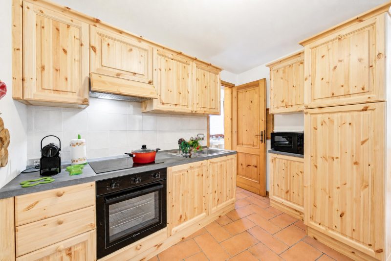 Villa Il Castagno: Few min From Beach, 2BR (Sleeps 6)