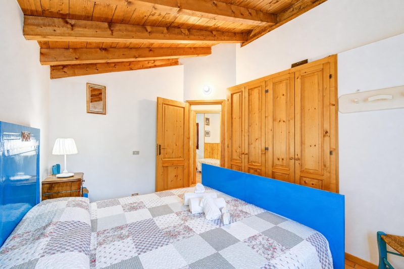 Villa Il Castagno: Few min From Beach, 2BR (Sleeps 6)