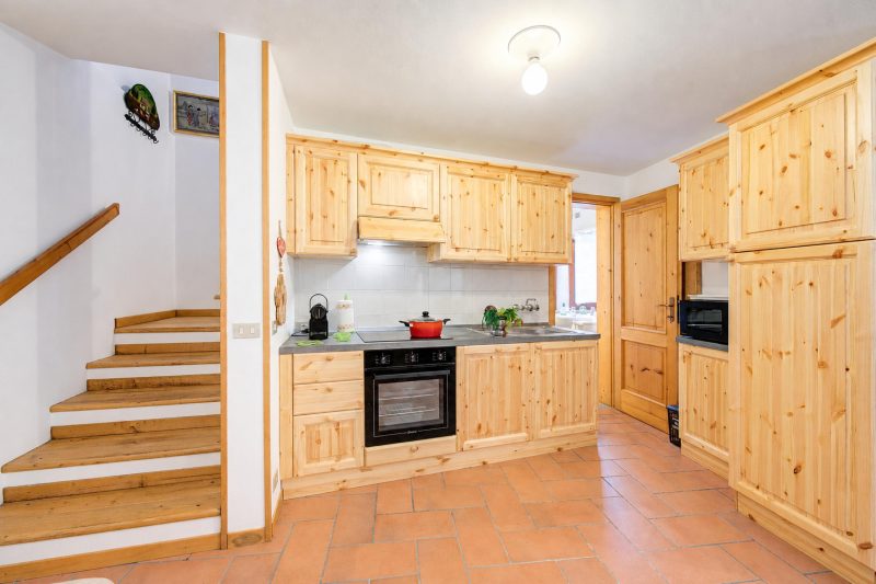 Villa Il Castagno: Few min From Beach, 2BR (Sleeps 6)